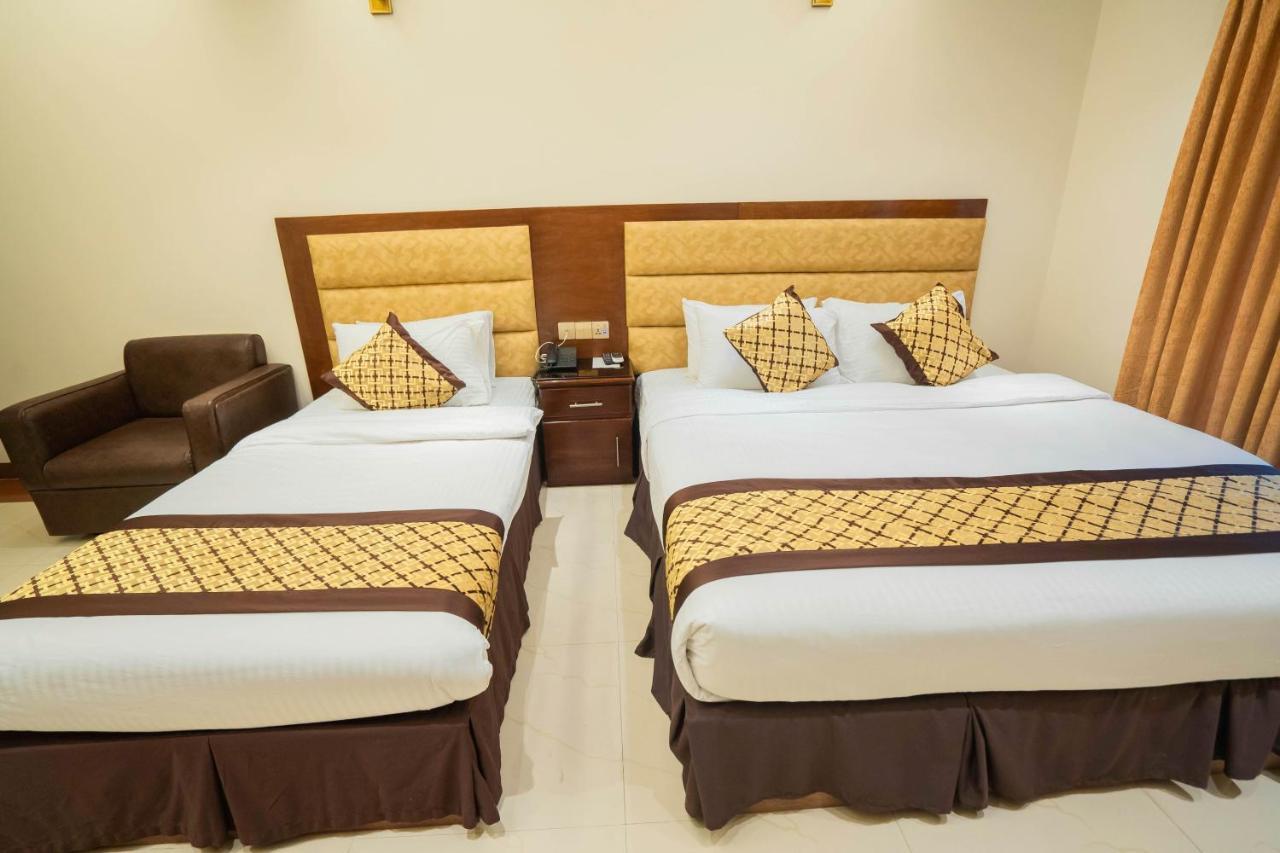 Central Inn Dhaka Esterno foto