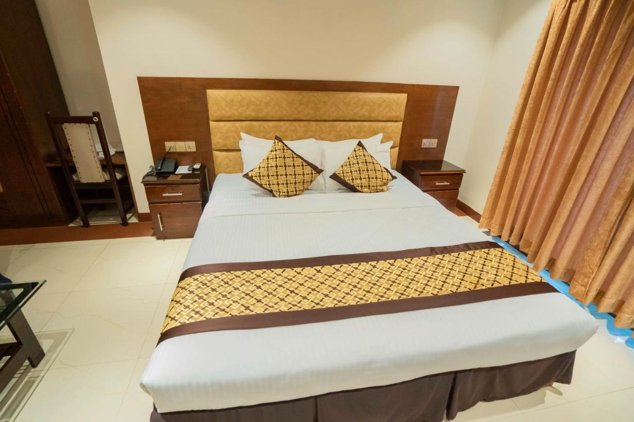 Central Inn Dhaka Esterno foto