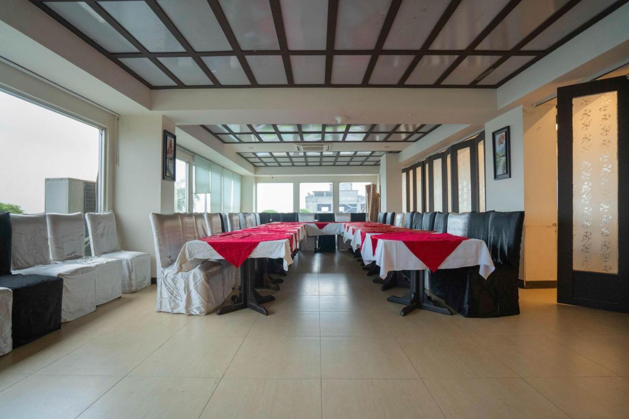 Central Inn Dhaka Esterno foto