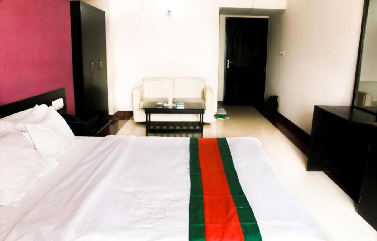 Central Inn Dhaka Esterno foto