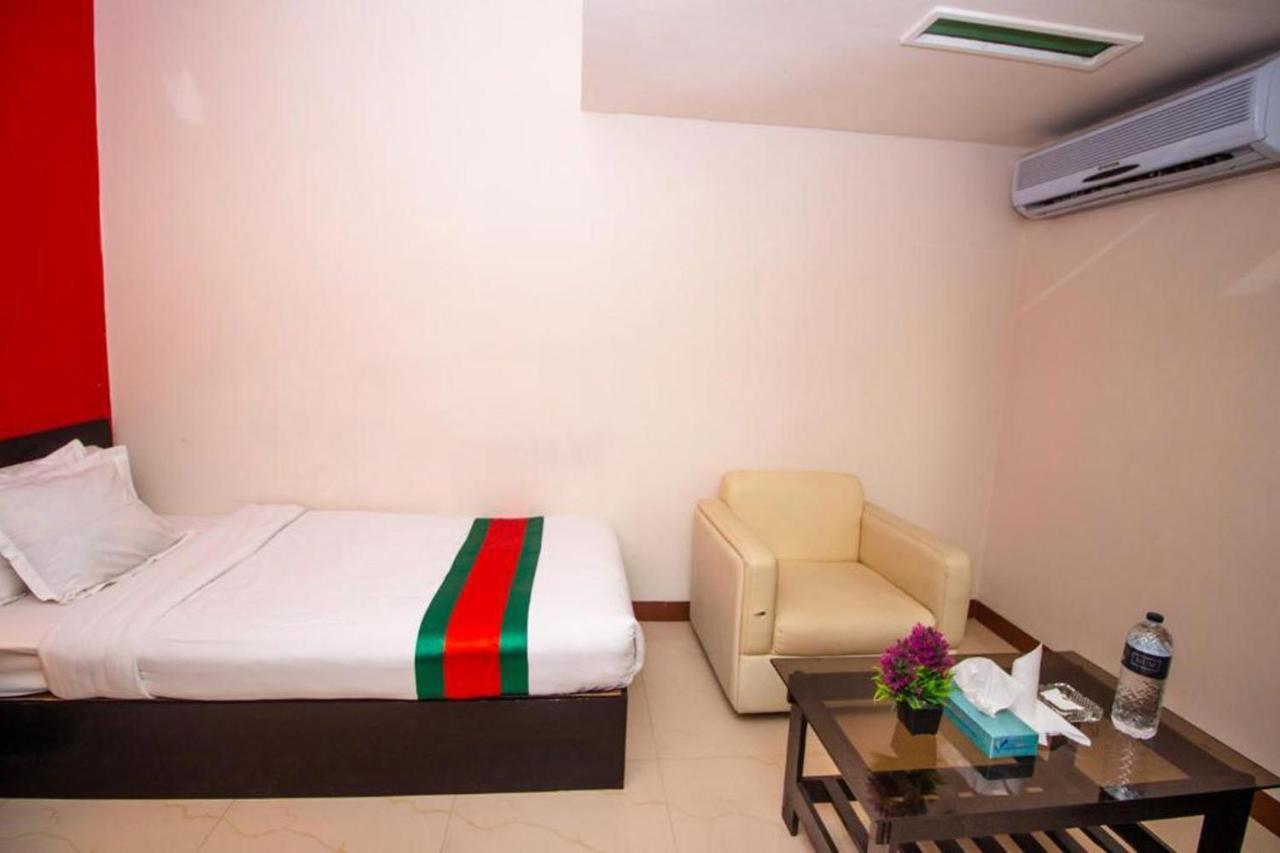 Central Inn Dhaka Esterno foto